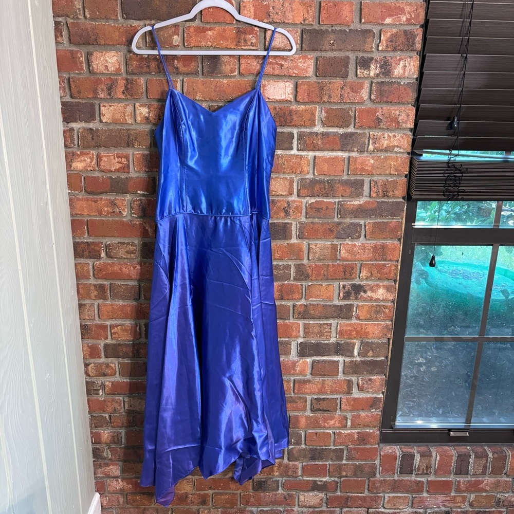 Vintage womens USA satin spaghetti strap shark bite hem midi dress blue 6